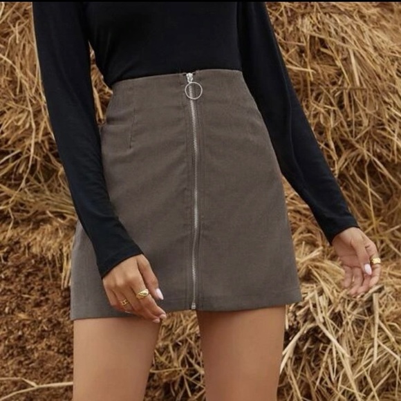 Mocha brown front zip skirt - Picture 3 of 3